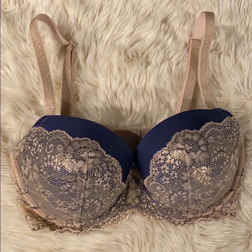 Victoria’s Secret Dream Angels Demi Bra 32DD